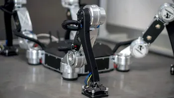 VIDEO Acest nou robot înfricoșător se poate cățăra pe pereți: de ce a fost creat, ce utilitate are