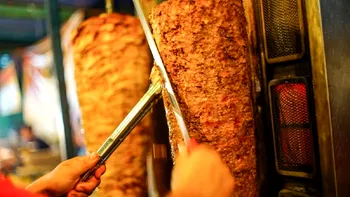Cum este făcut kebabul, de fapt. S-ar putea să nu mai vrei să mănânci