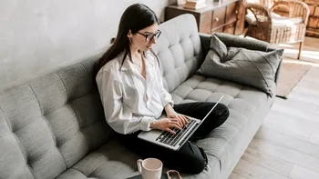 Cum să-ți crești productivitatea când lucrezi de acasă. Top 4 trucuri recomandate de specialiști