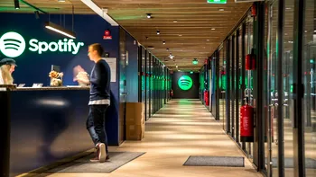 Spotify introduce noi instrumente pentru producătorii de podcasturi. La ce să se aștepte utilizatorii