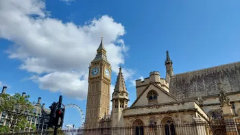 Ce poți vedea în 24 de ore, la Londra. Capitala Regatului Unit, văzută pe „repede-înainte”