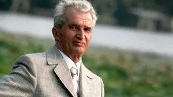 Cadouri primite de Nicolae Ceaușescu, scoase la licitație. Prețurile pentru care poți să le ai în casă. Foto