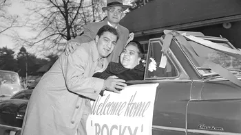 Rocky Marciano, singurul pugilist care nu a pierdut niciodată. S-a antrenat la sacul cu rumeguș, a săpat șanțuri și și-a dorit să devină jucător de baseball - VIDEO