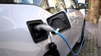 Soluția ce va salva bateriile uzate ale autovehiculelor electrice. Ce înseamnă „a doua viață”, când poate fi utilizată