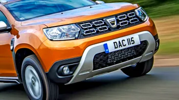 Căt plătești pe o Dacia Duster în rate pe 4 ani. Cât dai în plus la leasing față de prețul mașinii
