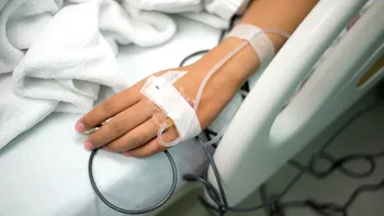 În România, ca-n Vestul Sălbatic: se moare pe capete în spitale, doar cu bani ai șanse la viață