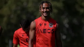 Un fotbalist din Franța a blocat circulația și amenință că își ia viața. De ce vrea să recurgă la acest gest