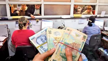 Mare ajutor în bani de la stat, pe tot anul 2024: ai salariu și pensie mică, ești pe listă și tu