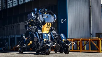 VIDEO Roboții care se transformă în mașină devin realitate. Cât vor costa, care este deosebirea față de cei din ”Transformers”