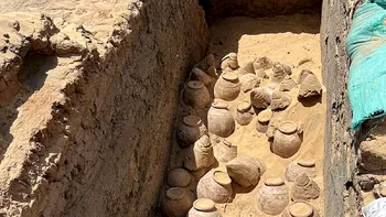 Vase de vin vechi de 5000 de ani, descoperite în Egipt. Unde se aflau, ce mai conțineau după atâtea milenii