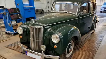 Mașina perfectă de la 1949 care a făcut valuri la RAR. Nu te-ai aștepta să vezi așa ceva în România
