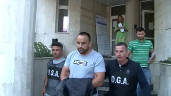 Un edil din Gorj vrea să revină la primărie, deși e acuzat în mai multe dosare de trafic de influență. Cât cerea pentru un post de asistent