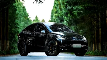 Tesla se concentrează pe reduceri: Ce strategie a adoptat producătorul american