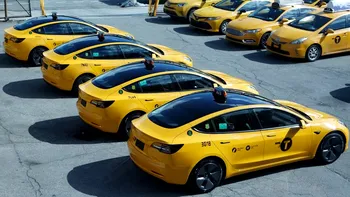 Cea mai nouă alternativă la Uber și Bolt merge doar pe Tesla și s-a lansat deja în România