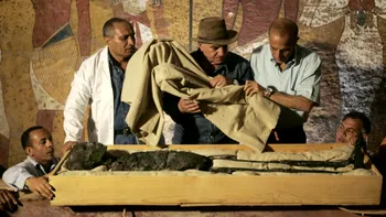 Blestemul lui Tutankhamon: Toți cercetătorii care au deschis mormântul faraonului au murit aparent inexplicabil VIDEO