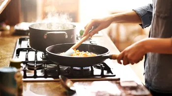 Dacă renunți la acest ingredient, vei avea o viață mai lungă: Toată lumea îl are în casă, dar îți face rău, conform cercetătorilor