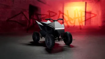 ATV-ul pentru copii, de la Tesla, din nou la vânzare după ce a fost retras. Cât scoți din buzunar pentru Cyberquad, ce știe să facă