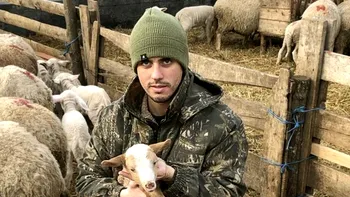 Ștefan a renunțat să mai fie polițist, ca să se facă oier. Ce l-a determinat pe tânăr să ia această cale în viață