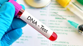 O femeie și-a găsit fratele vitreg după 40 de ani, cu un test ADN: Ce s-a întâmplat când s-au întâlnit e incredibil