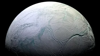 Viața extraterestră ar putea fi mai aproape de noi decât credem. Una din Lunile planetei Saturn, candidatul perfect