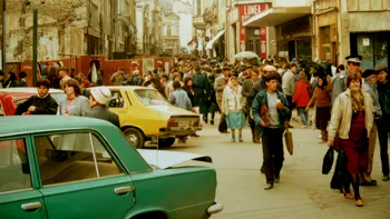 De unde vine melancolia pentru comunism. Jumătate dintre români, convinși că ”era mai bine înainte”