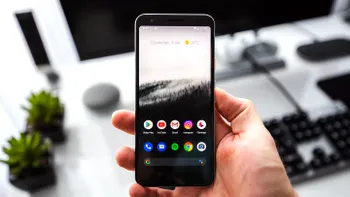 Cum ții ecranul telefonului tău Android activ. Funcția simplă care îți vine în ajutor în anumite situații