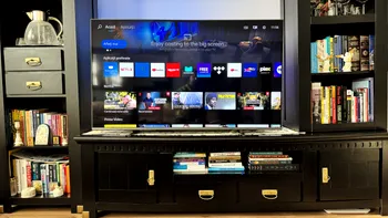 REVIEW Philips The Xtra MiniLED 55PML9008 - televizorul Ultra HD perfect care îți umple casa cu conținut de calitate și peretele cu Ambilight