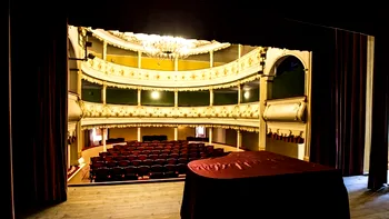Povestea celui mai vechi teatru din România: are peste 200 de ani şi a fost construit cu sprijinul masoneriei
