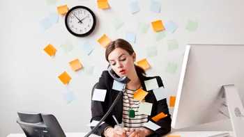Pericolele multitasking-ului la vârste înaintate: Cum se schimbă abilitatea noastră de a face mai multe lucruri odată cu înaintarea în vârstă