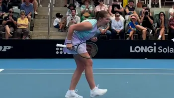 Cum a reacționat Jelena Ostapenko după ce a învins-o pe Sorana Cîrstea. A și făcut o glumă la care a râs doar ea