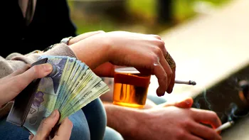 Cea mai nouă scumpire a țigărilor în România, din 11 ianuarie. Cât este ”taxa pe viciu” pentru fumătorii români în 2024