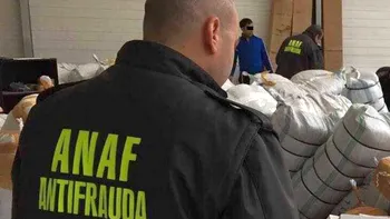 Inspectorii ANAF, la control cu arma la picior. Ce înseamnă militarizarea Fiscului de fapt, anunțul oficial