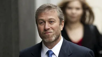 Roman Abramovici, fostul patron al lui Chelsea, aproape să-l salveze pe Navalnîi de închisoare. Ce plan avea acesta