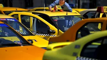 Se schimbă legea pentru taximetriștii din România. Se majorează tarifele și apar noi reguli de circulație, dacă nu vrei Uber sau Bolt