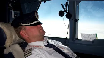 Piloții unui avion de linie au adormit în timp ce aeronava era în aer, punând în pericol pasagerii zborului
