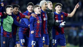 A debutat în Liga Campionilor la 17 ani și a fost desemnat cel mai bun om de pe teren. A avut cifre uimitoare