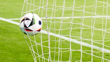 Echipa de fotbal cu cinci jucătoare transgender este de neînvins. Ce abilități 