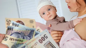 Un nou ajutor de 2.000 de lei acordat în România, tichete sociale pentru categoriile defavorizate. Tinerele mame se vor bucura de bani în plus de la stat