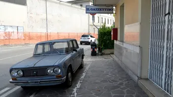 Mașina parcată și nemișcată din același loc de 57 de ani. Misterul autoturismului care a devenit obiectiv turistic