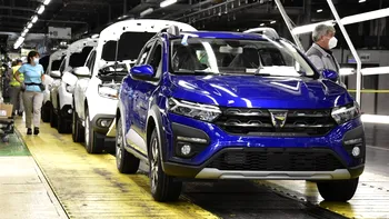 Anunțul surprinzător de la Dacia. Performața neașteptată a gigantului de la Mioveni după restructurările masive