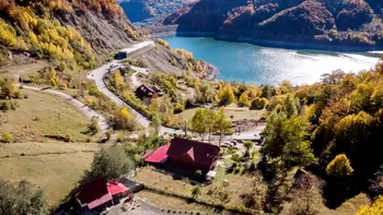 Stațiunea legendară din România uitată de mulți reînvie din cenușă. Era mândria țării în perioada interbelică pentru ”turismul de sănătate”