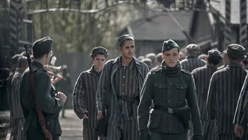 INTERVIU Tatuatorul de la Auschwitz, cartea care s-a transformat într-o serie tv. Poveștile crunte pe care nu ar trebui să le uităm niciodată, pe SkyShowtime
