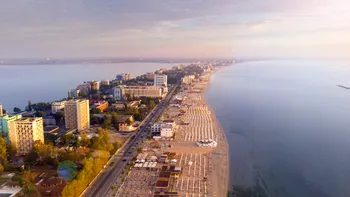 Stațiunea din Romania ce pare un fel de Miami mioritic, dar mult mai ieftină. E pe lista turiștilor străini, dar mulți români nu știu de ea