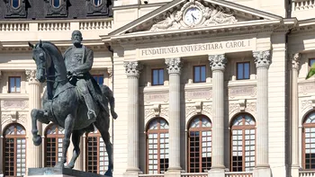 Top 7 cele mai frumoase statui din București. Ce povești ascund monumentele impresionante