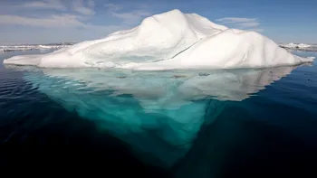 Un iceberg mai mare decât Las Vegas s-a desprins de gheața antarctică