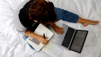 Tendințe în ocuparea forței de muncă: Generația Z optează pentru munca de freelancing
