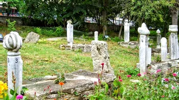 Poveștile misterioase ale unor locuri de veci străvechi din România și Bulgaria