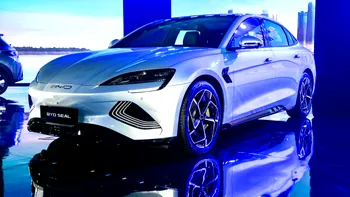 Singura șansă să nu conducem toți mașini chinezești. Avertismentul experților pentru industria auto din Europa