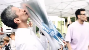 S-a aflat adevărata clauză din contractul lui Răzvan Lucescu. Cât costă campionul Greciei?