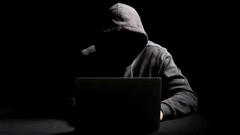Hackerii folosesc conturi false pe platforma X, pentru a se da drept companii aeriene: La ce să fii atent, în sezonul concediilor
